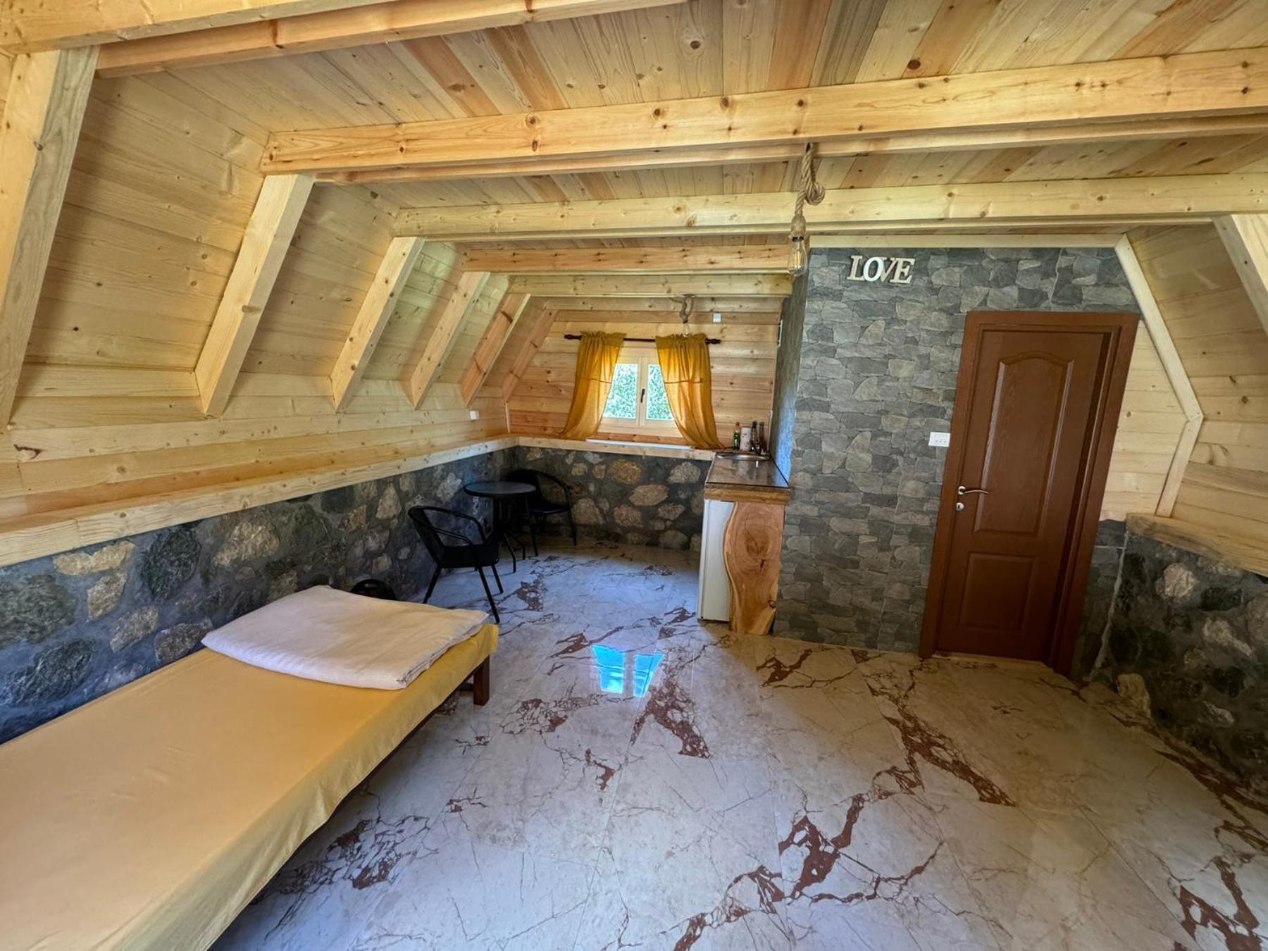 מויקובאץ Gazela Bungalov 2 מראה חיצוני תמונה